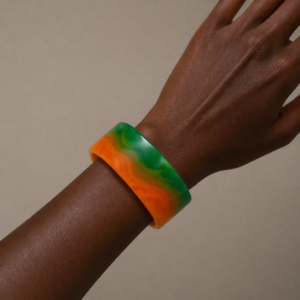 anne alumni resin bangle