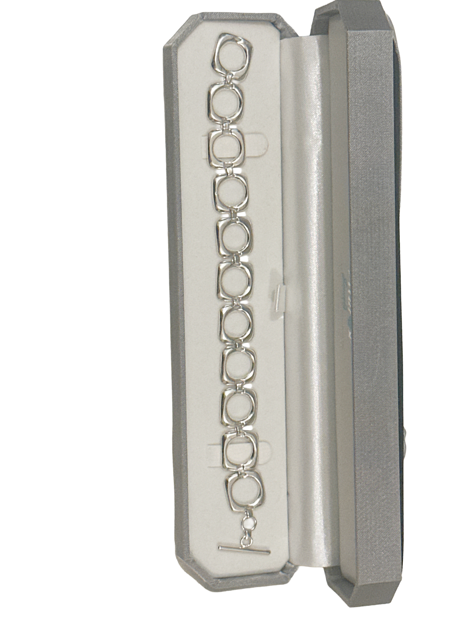 The Halo link Bracelet - Image 3